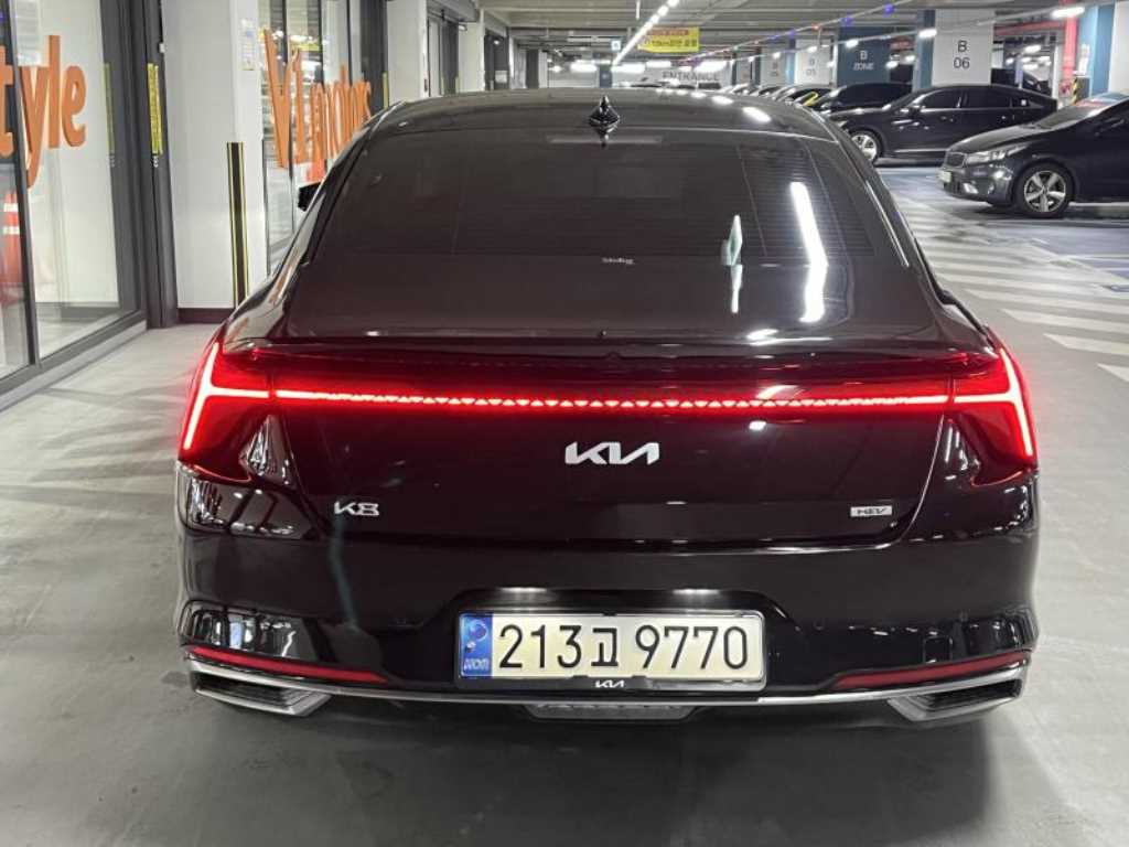 KIA K8 - Vista 5