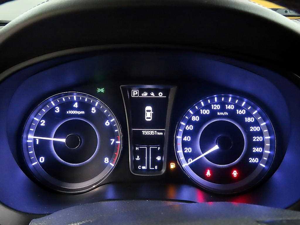 HYUNDAI Aslan - Vista 5