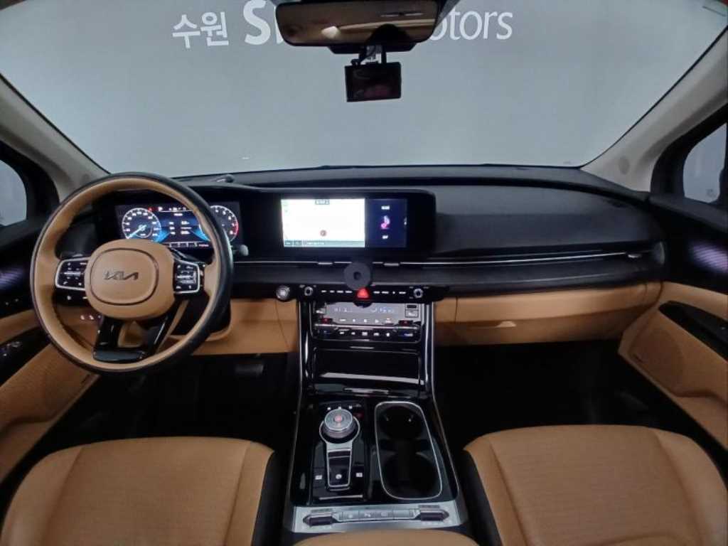 KIA Carnival - Vista 6