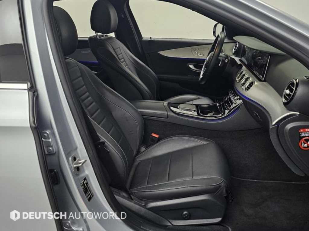 Mercedes Benz E class - Vista 10