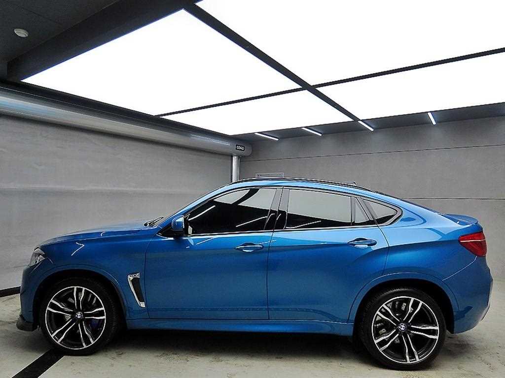 BMW X6M - Vista 4