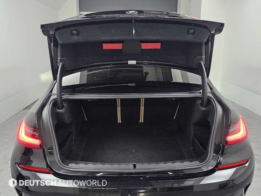 BMW 3 series 2022 Negro - Importación desde Corea - HF Imports Iquique - Foto 19