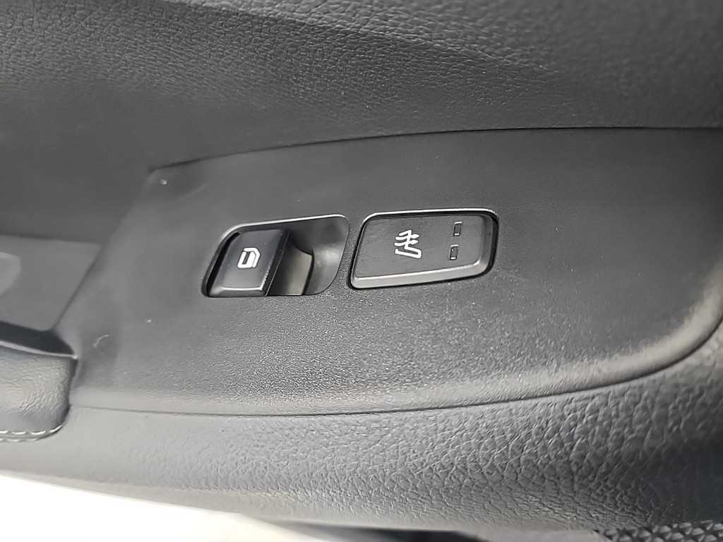 KIA Seltos 2022 Blanco - Importación desde Corea - HF Imports Iquique - Foto 14