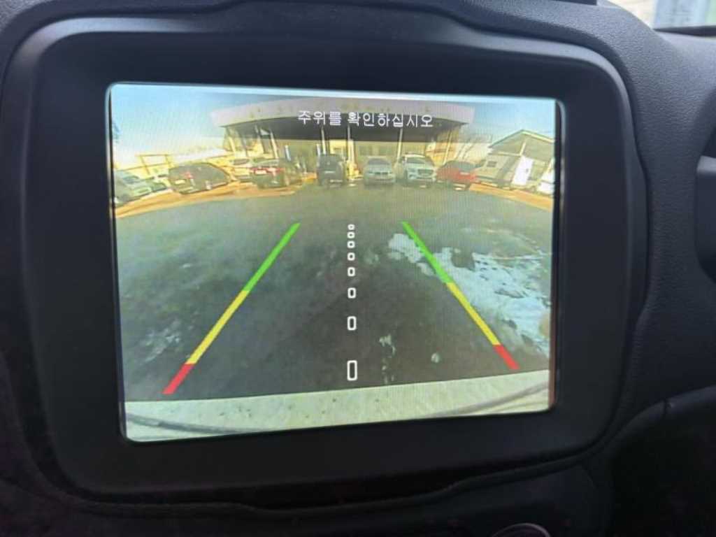 Jeep Renegade - Vista 10