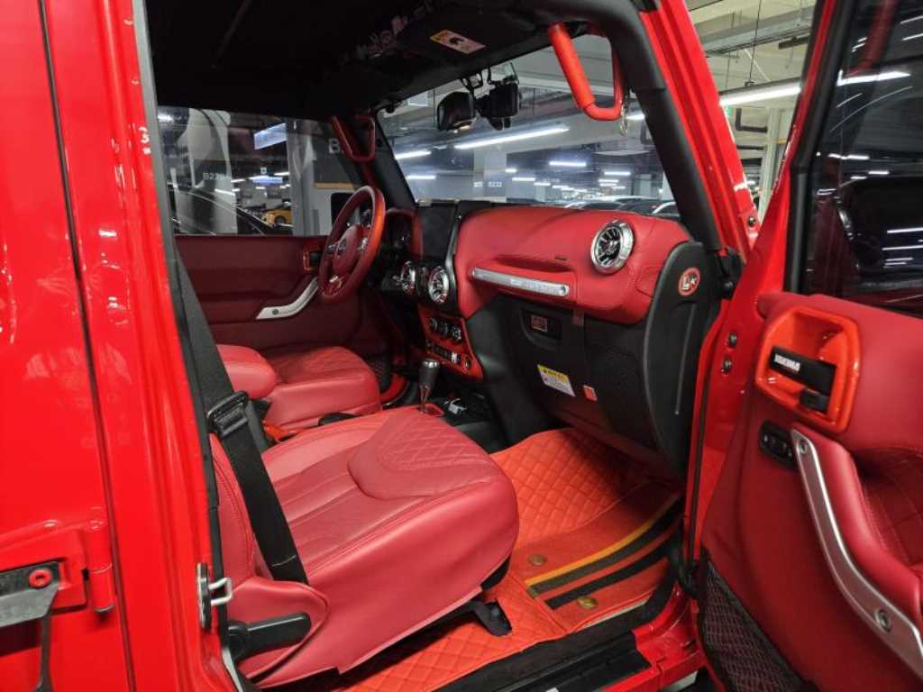 Jeep Wrangler - Vista 11