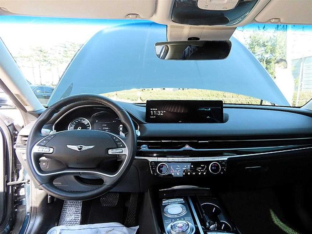 Genesis G80 - Vista 7