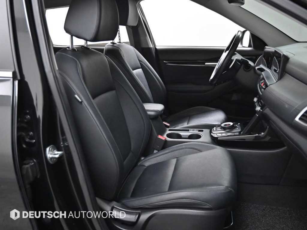 KIA Seltos - Vista 10