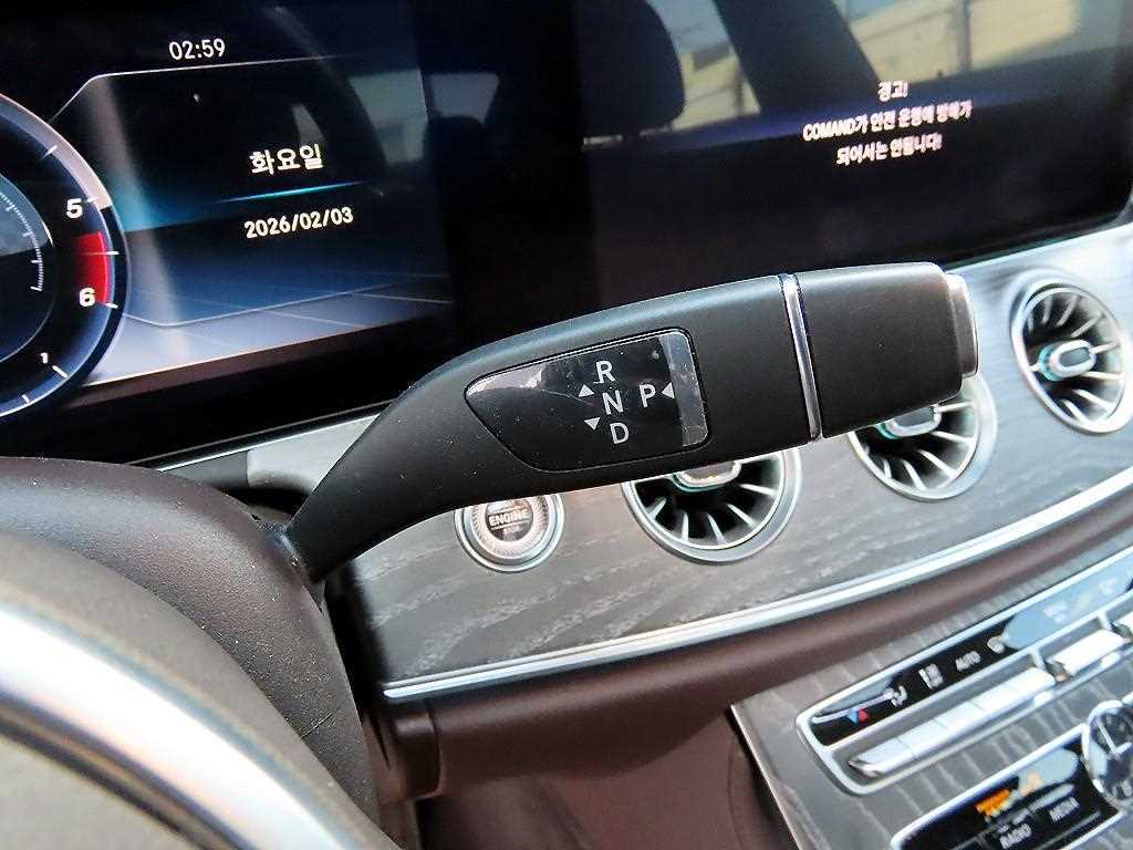 Mercedes Benz CLS Class - Vista 11