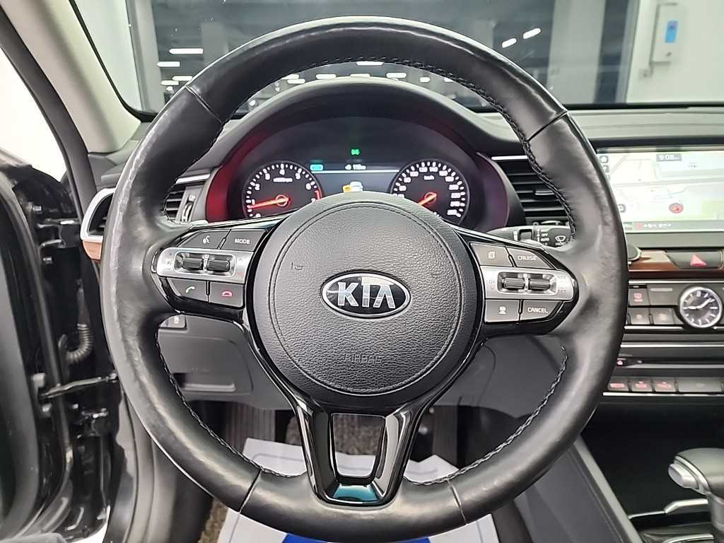 KIA K7 - Vista 9
