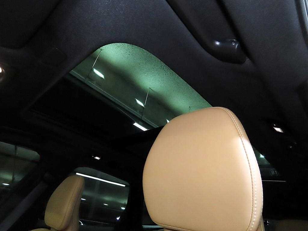 Volvo XC60 2024 Azul - Importación desde Corea - HF Imports Iquique - Foto 15