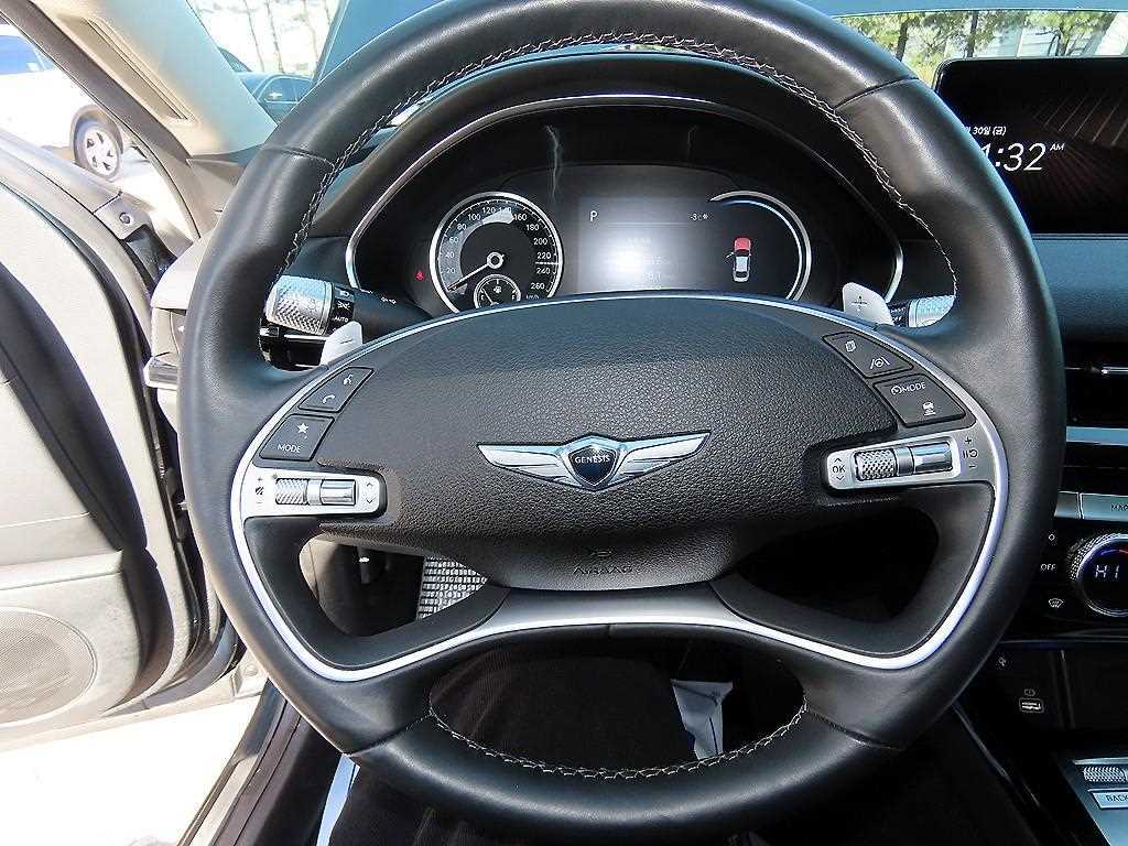 Genesis G80 - Vista 8