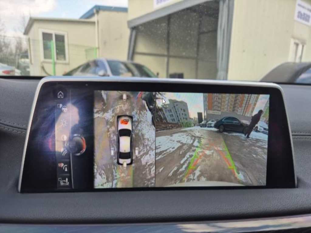 BMW 7 Series - Vista 11