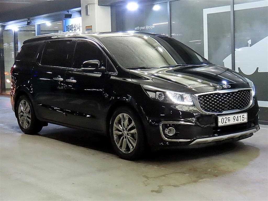 KIA Carnival