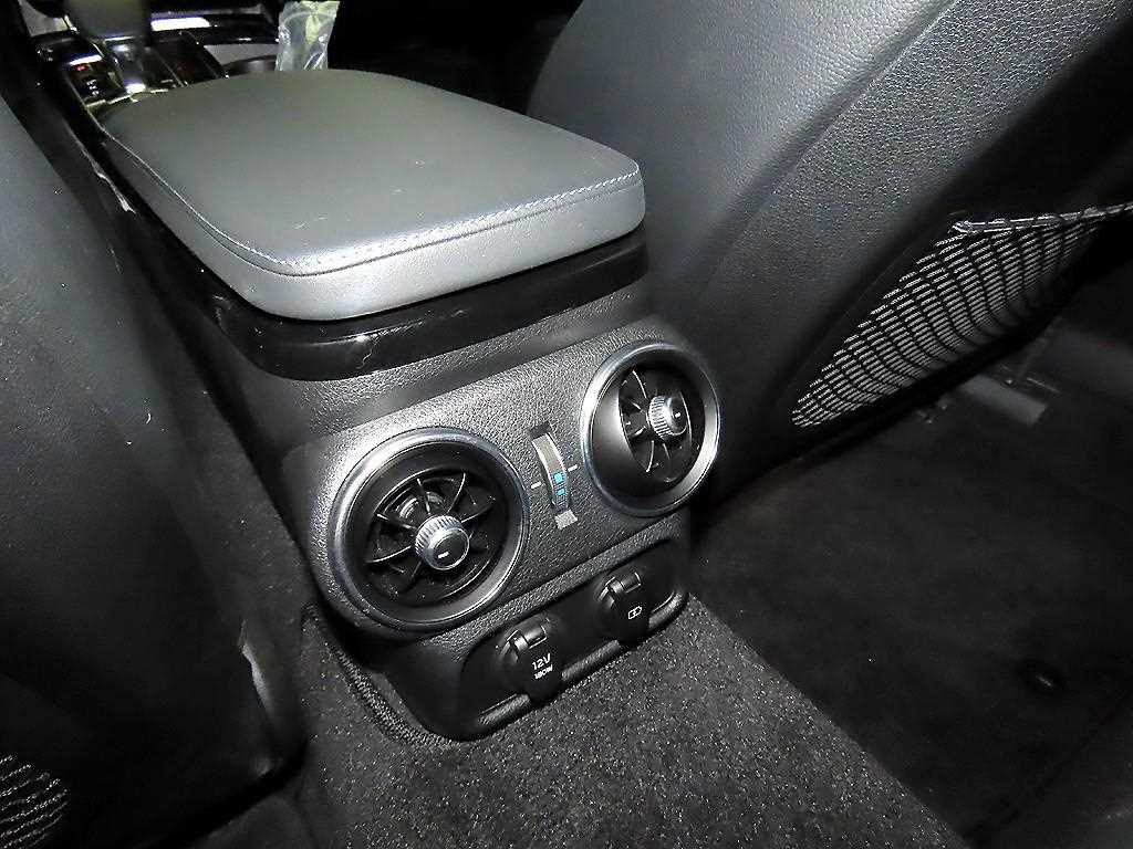 KIA Stinger 2023 Negro - Importación desde Corea - HF Imports Iquique - Foto 17