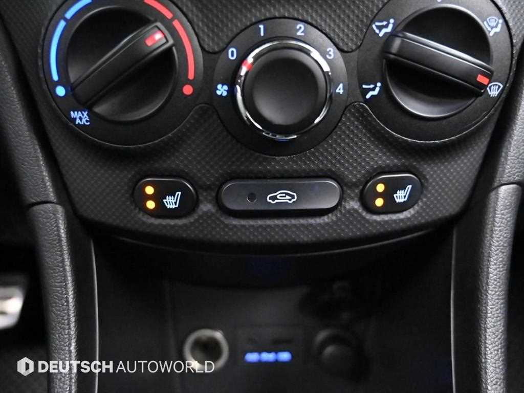 HYUNDAI Accent 2011 Blanco - Importación desde Corea - HF Imports Iquique - Foto 17