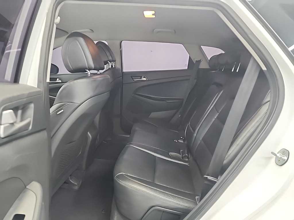 HYUNDAI Tucson - Vista 12