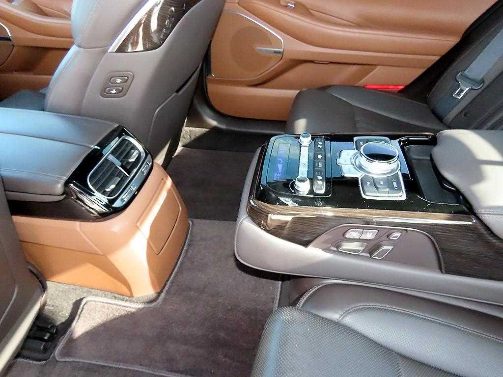 Genesis G90 2019 Blanco - Importación desde Corea - HF Imports Iquique - Foto 17