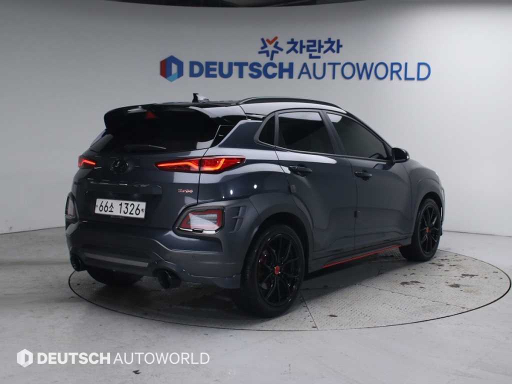HYUNDAI Kona - Vista 2