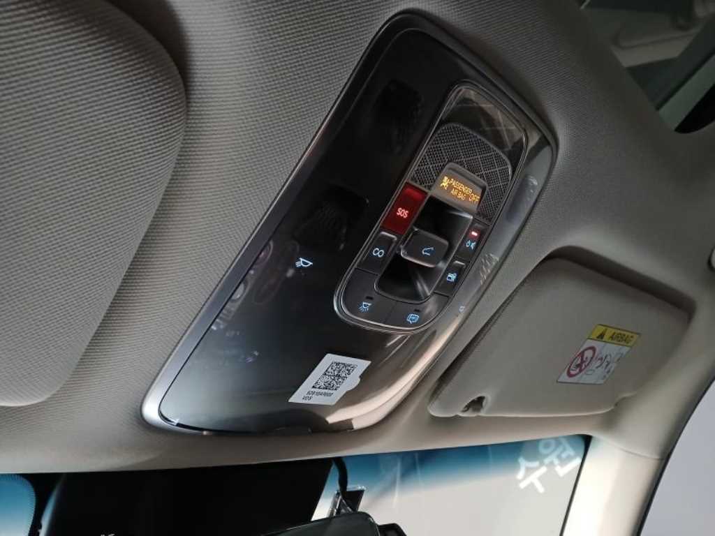 Genesis GV70 2024 Negro - Importación desde Corea - HF Imports Iquique - Foto 15