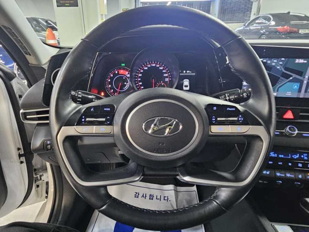 HYUNDAI Avante 2022 Blanco - Importación desde Corea - HF Imports Iquique - Foto 13