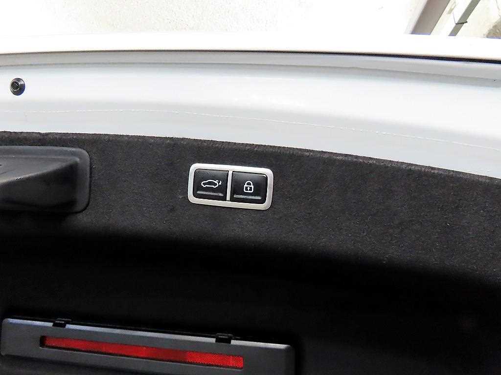 Genesis G80 2024 Blanco - Importación desde Corea - HF Imports Iquique - Foto 17