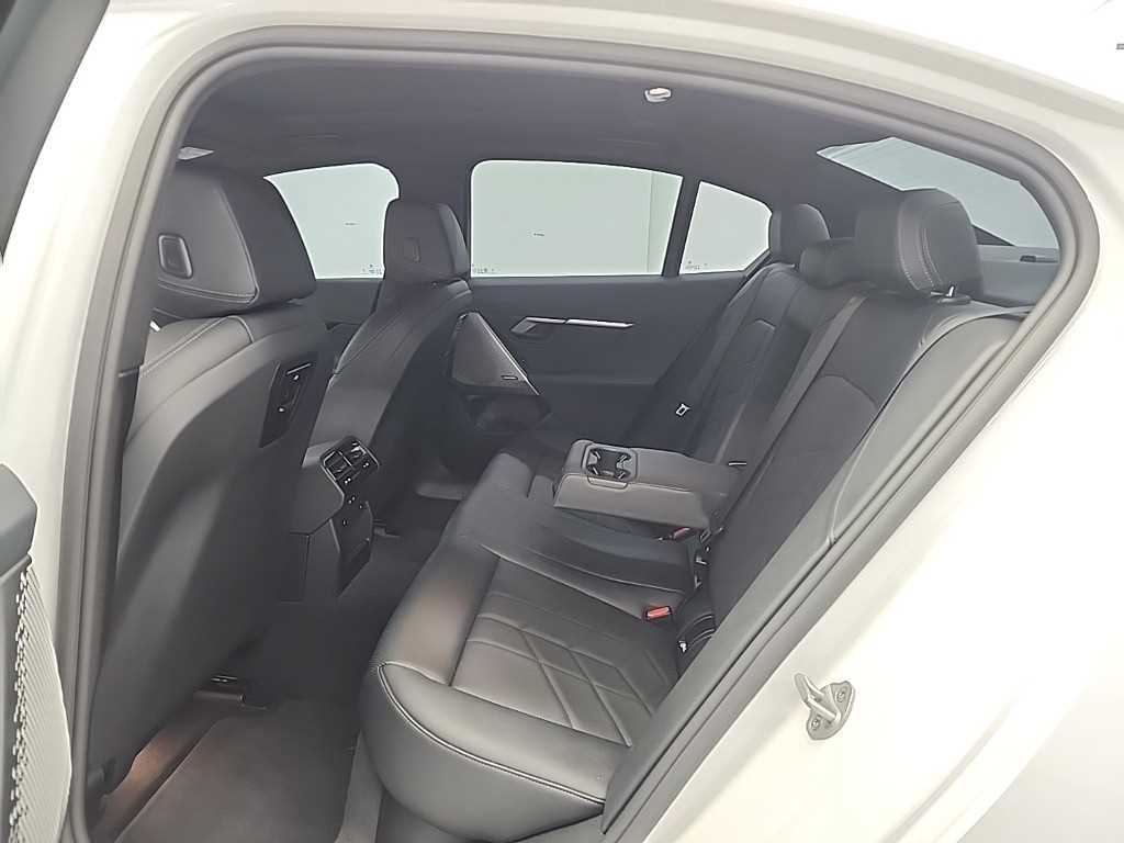 BMW 5 Series 2025 Blanco - Importación desde Corea - HF Imports Iquique - Foto 13