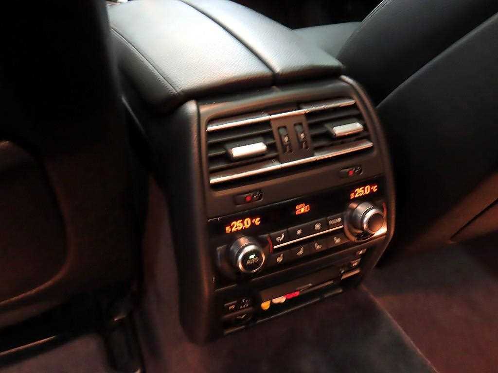 BMW 7 Series 2010 Plateado - Importación desde Corea - HF Imports Iquique - Foto 15