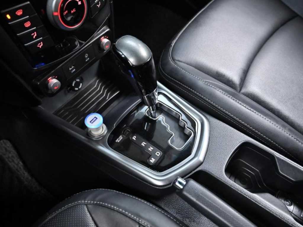 Ssangyong Tivoli - Vista 9