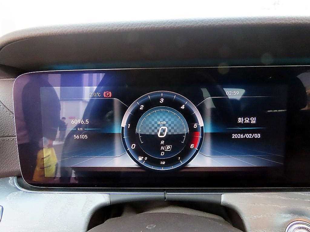 Mercedes Benz CLS Class - Vista 9