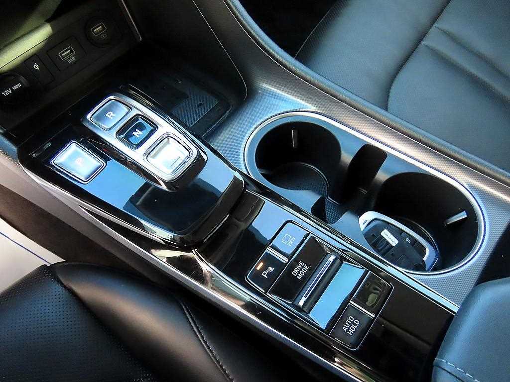 HYUNDAI Sonata - Vista 10