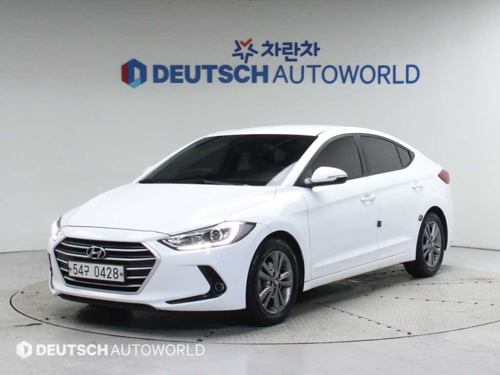 HYUNDAI Avante 2017 Blanco - Importación desde Corea - HF Imports Iquique - Foto 1