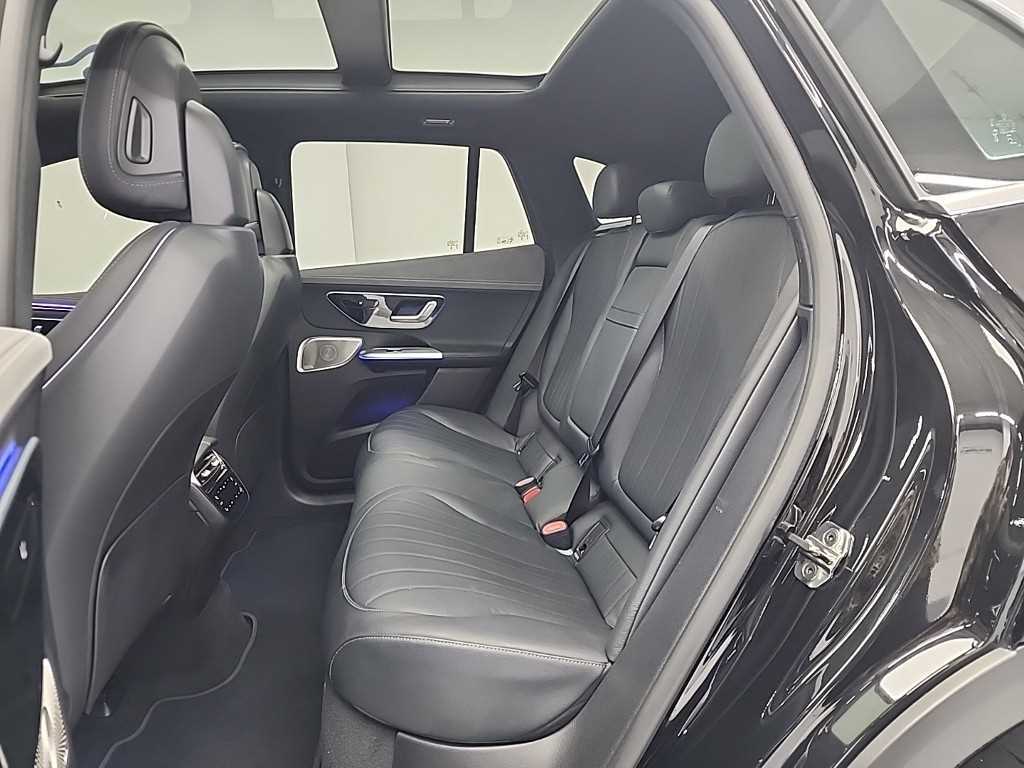 Mercedes Benz EQE 2023 Negro - Importación desde Corea - HF Imports Iquique - Foto 13