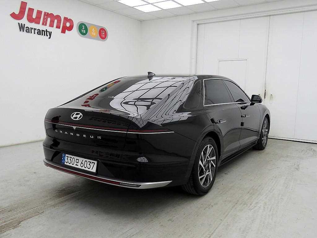 HYUNDAI Grandeur - Vista 4