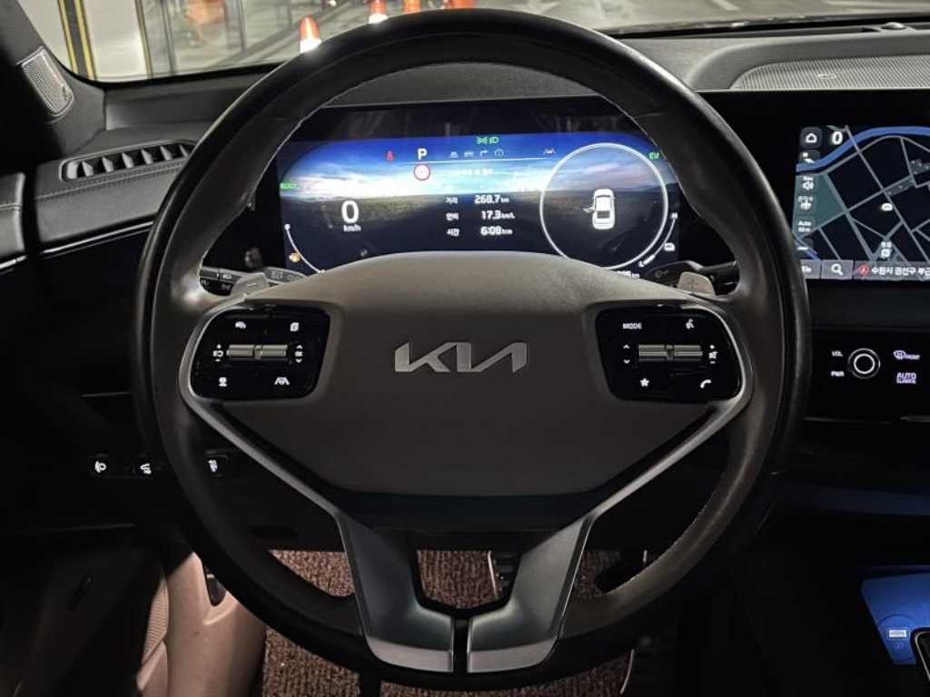 KIA K8 - Vista 8