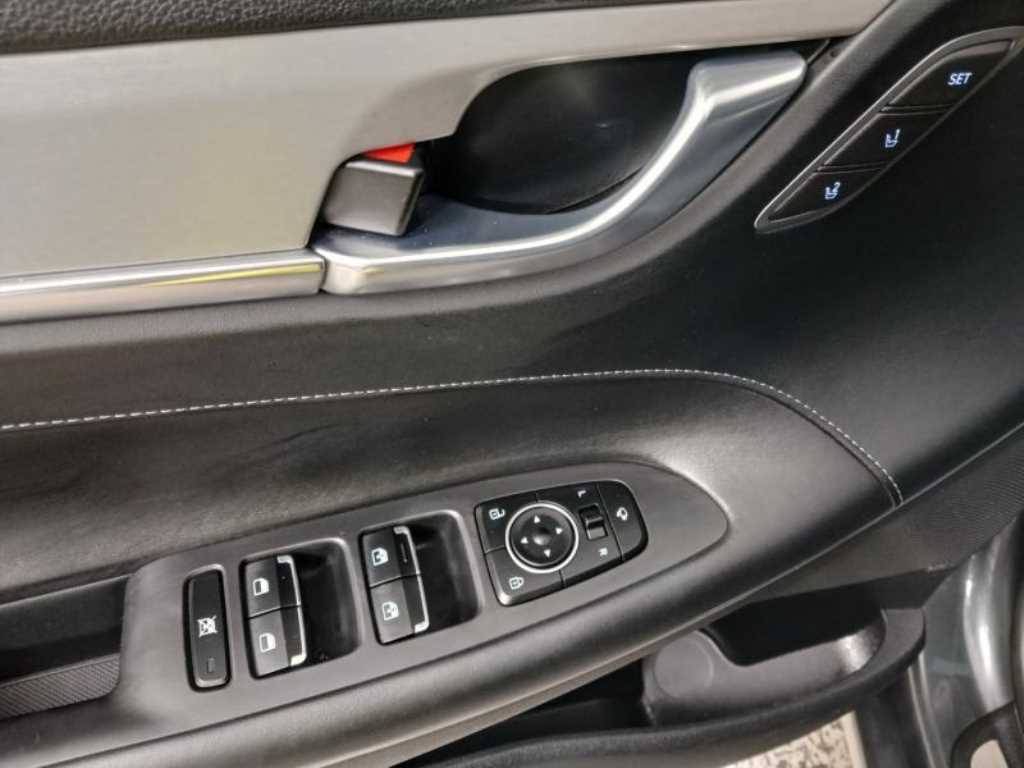 HYUNDAI Grandeur - Vista 8