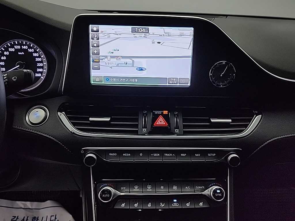 HYUNDAI Grandeur - Vista 10