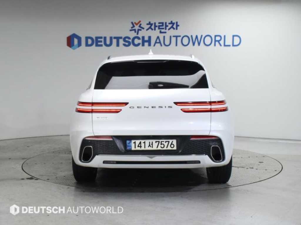 Genesis GV70 - Vista 4