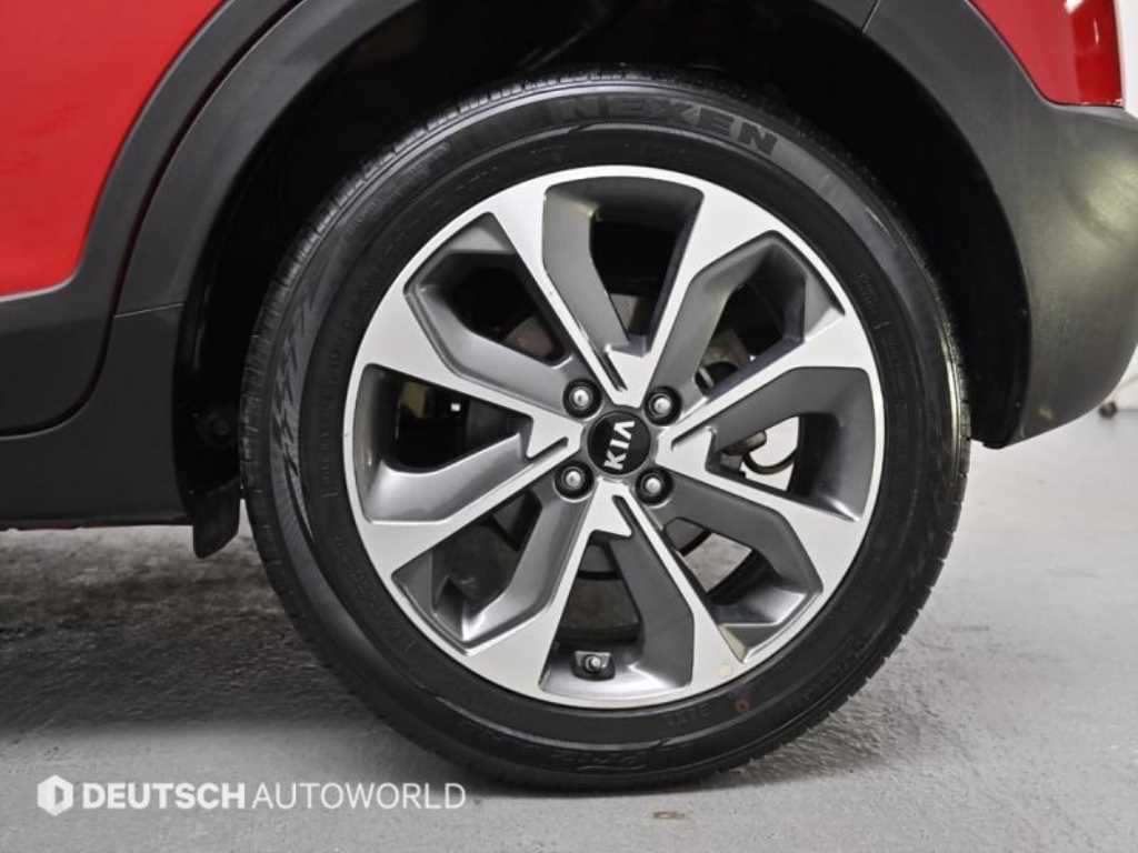 KIA Stonic - Vista 5