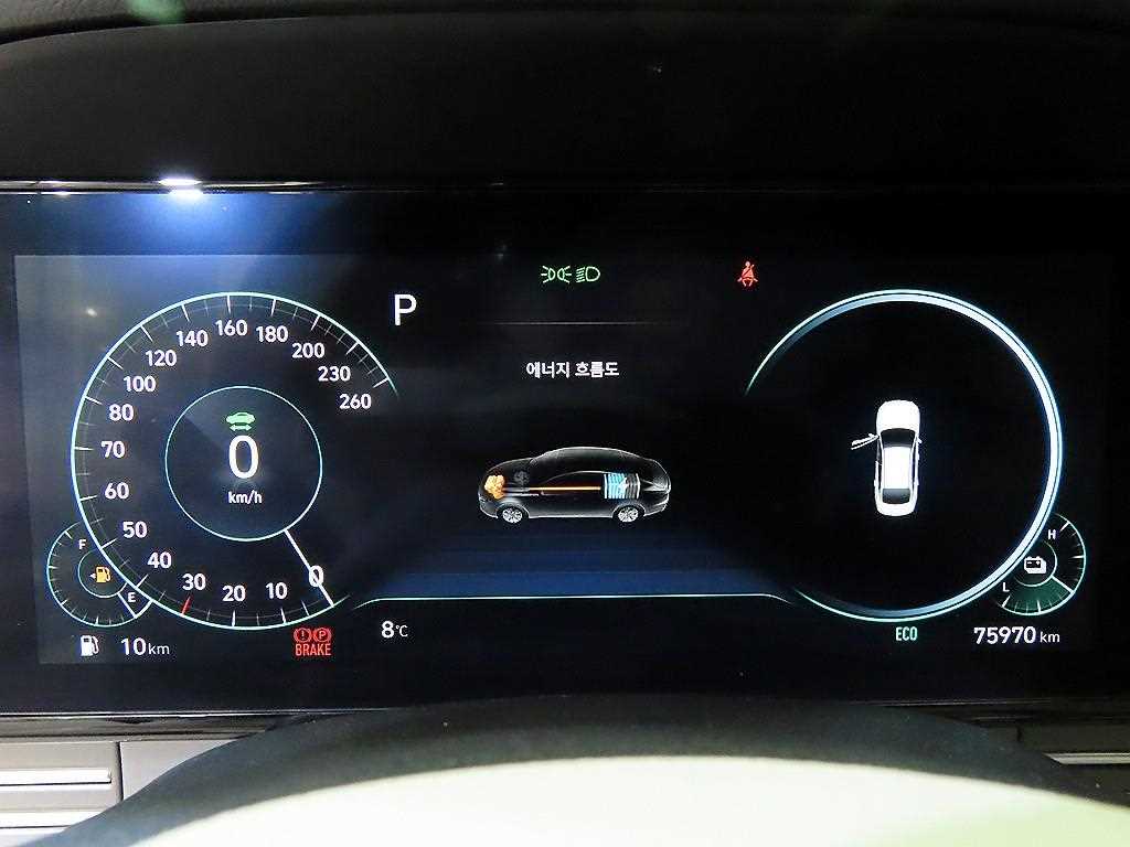 HYUNDAI Grandeur - Vista 9