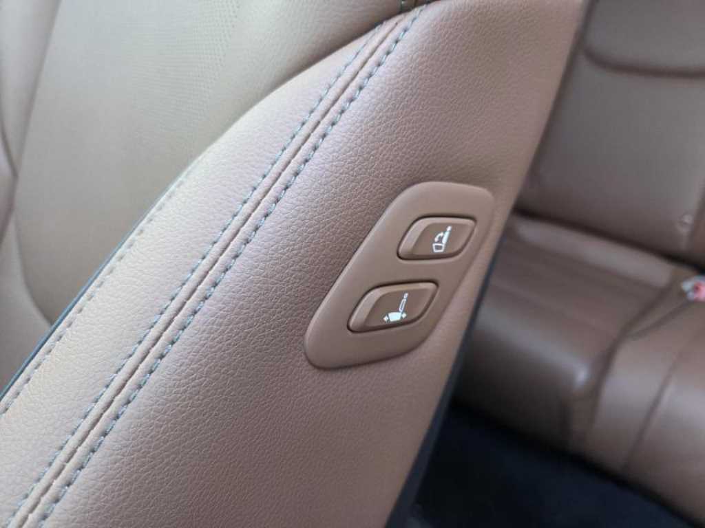 Genesis GV70 2022 Blanco - Importación desde Corea - HF Imports Iquique - Foto 14