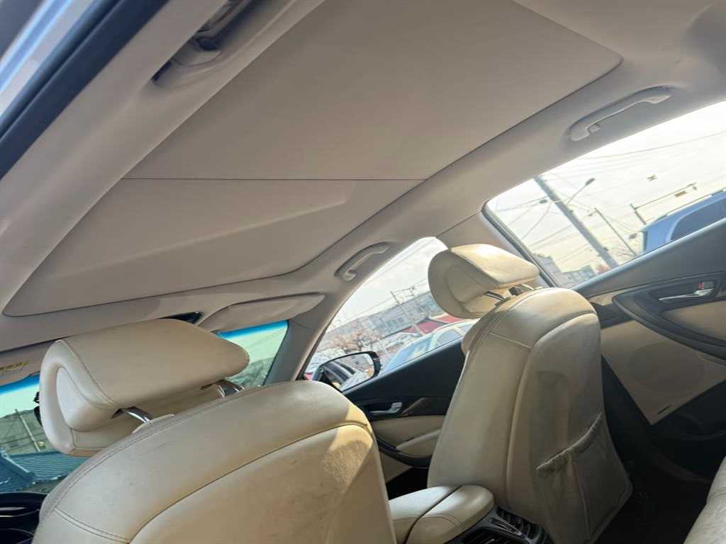 HYUNDAI Aslan - Vista 8