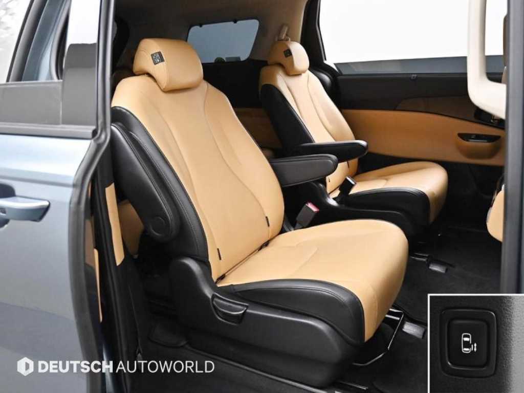 KIA Carnival - Vista 11