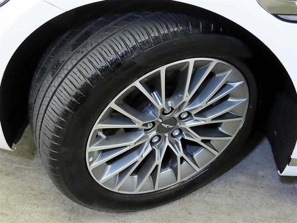 Genesis G80 2024 Blanco - Importación desde Corea - HF Imports Iquique - Foto 20