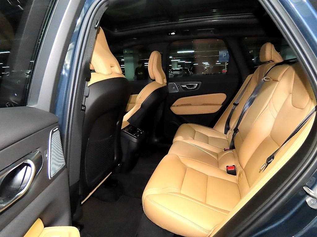 Volvo XC60 - Vista 7