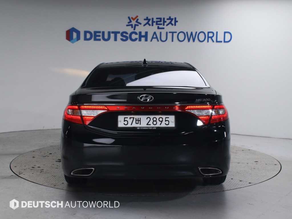 HYUNDAI Grandeur - Vista 4