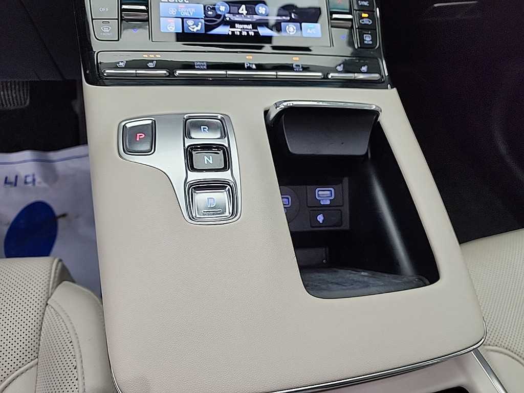 HYUNDAI Grandeur - Vista 8