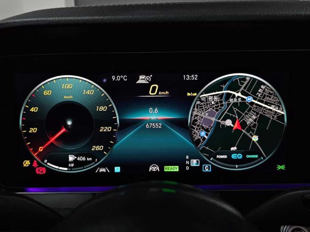 Mercedes Benz E class - Vista 8