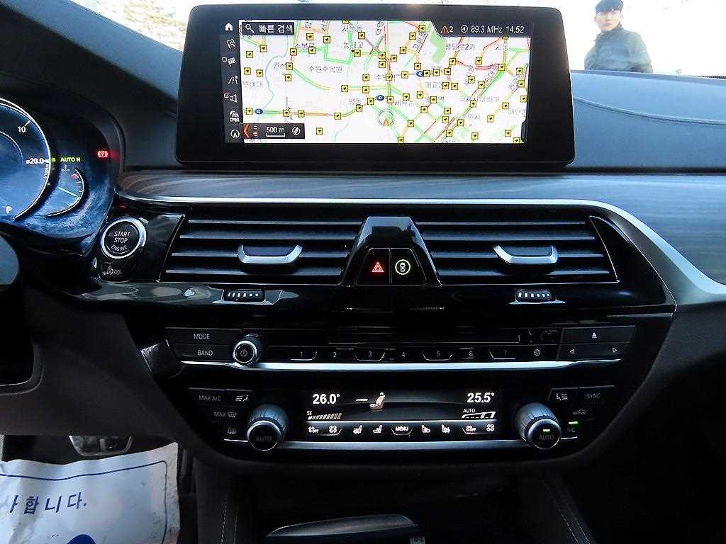 BMW 5 Series - Vista 12