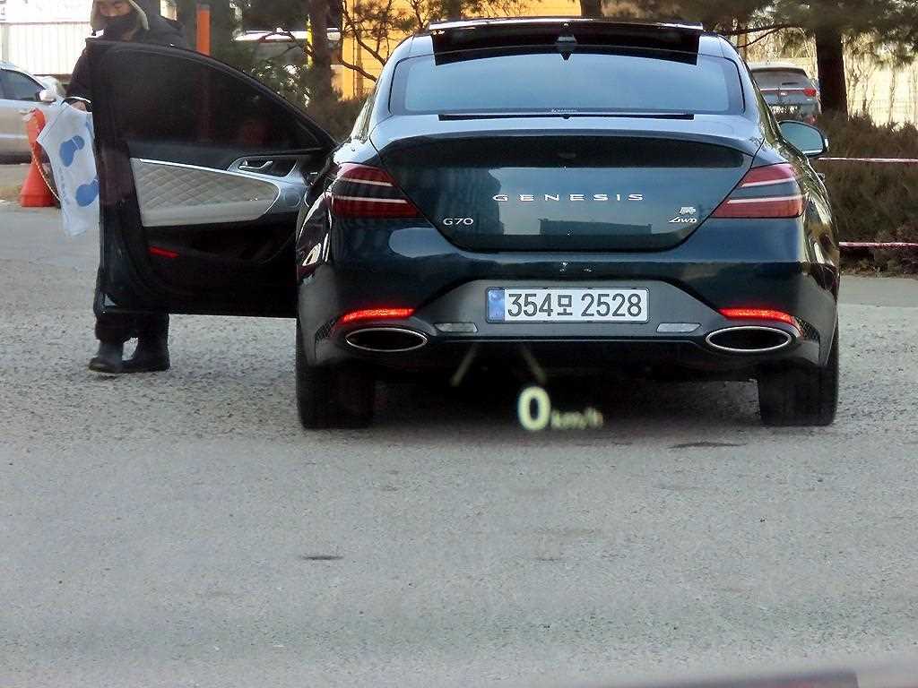 HYUNDAI Grandeur - Vista 10