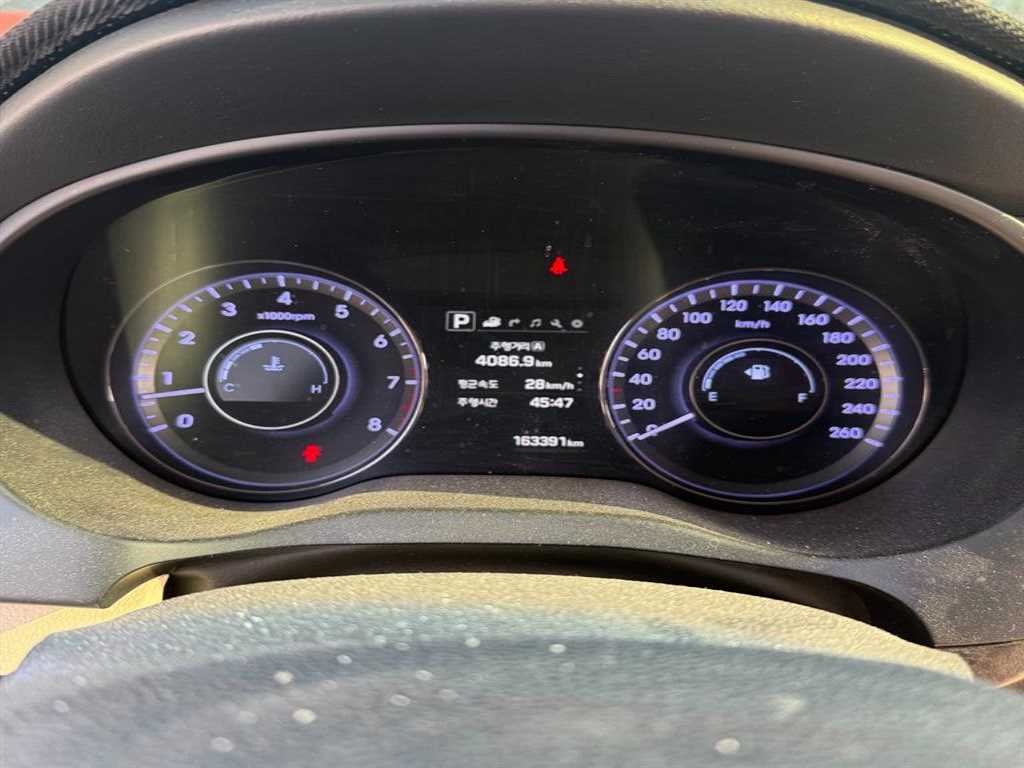 HYUNDAI Aslan - Vista 9